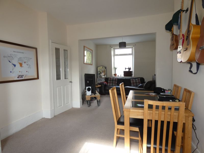 Lounge/Diner- click for photo gallery